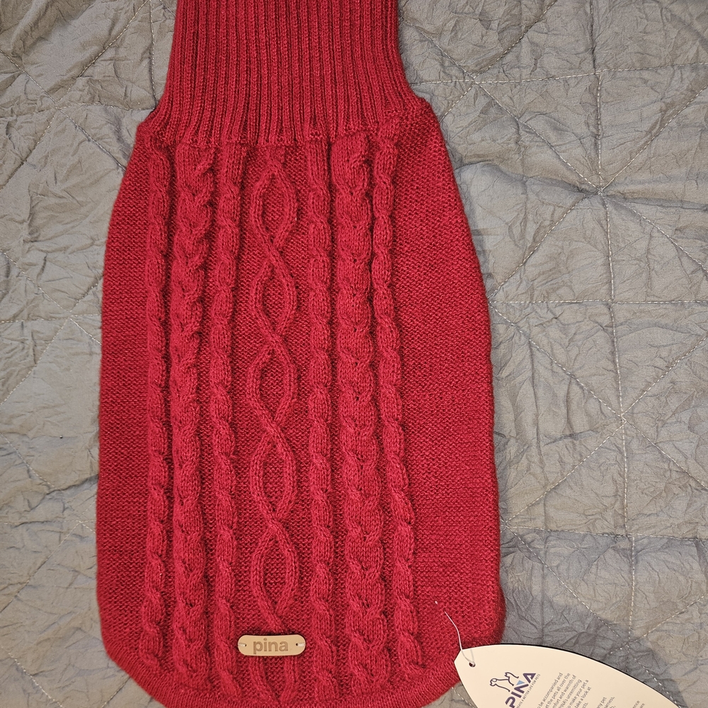 NWT Pina Bright Red Knit Pet Sweater. Large.
